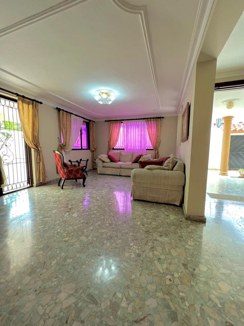 casas - 🚨OPORTUNIDAD‼ ubicada en excelente zona de la 📍Independencia, (Las Acacias) 1