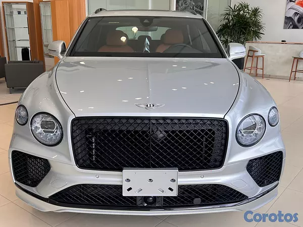 jeepetas y camionetas - Bentley Bentayga 2
