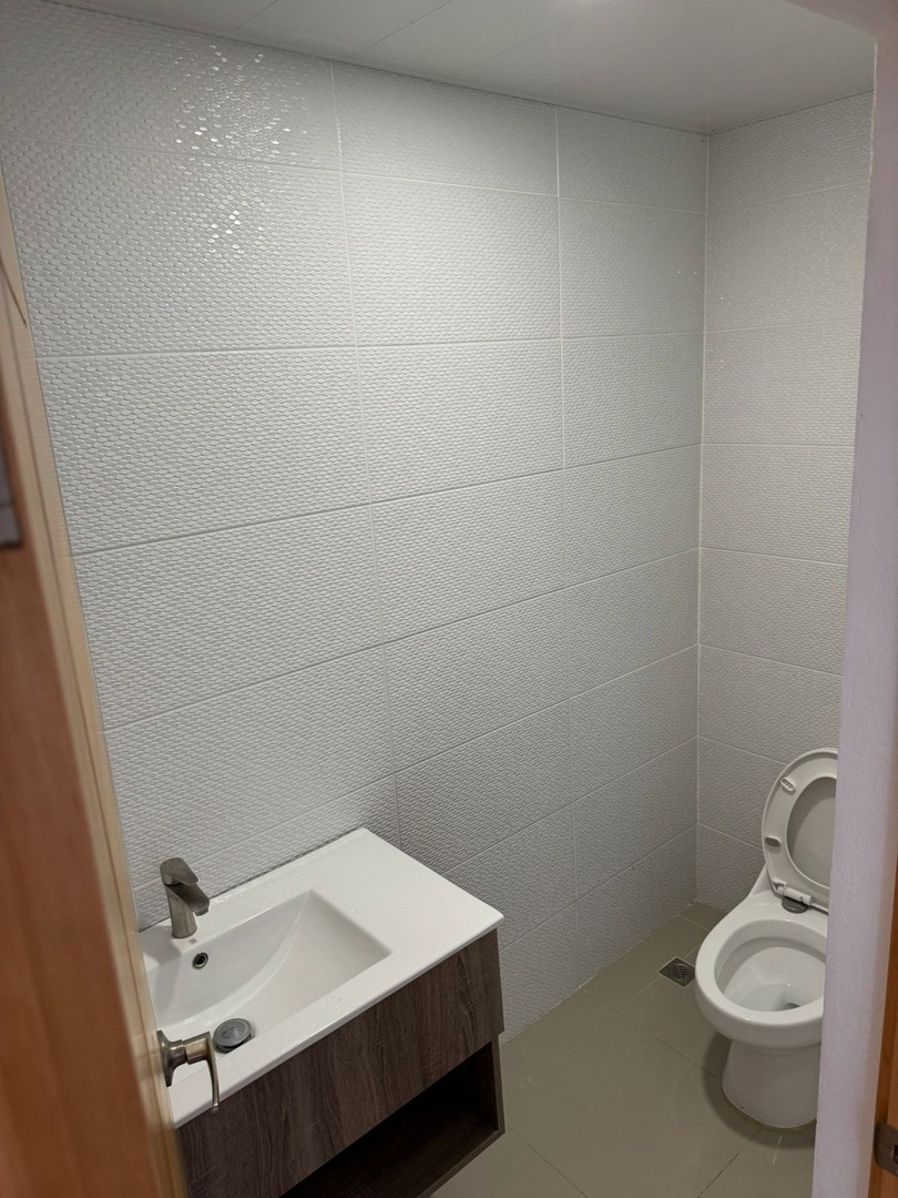 apartamentos - Alquilo apto en el Quisqueya 3 hab
usd$1050 3