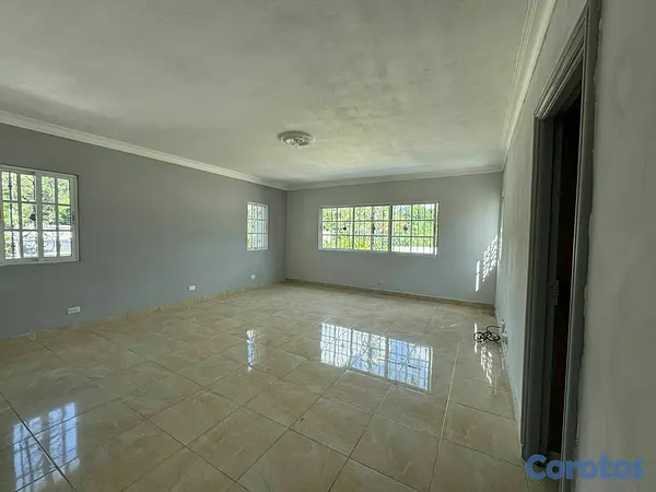 casas - Casa en Arroyo Hondo Viejo en proyecto Cerrado con 2