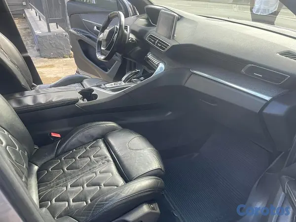 jeepetas y camionetas - PEUGEOT GT LINE 2018 6
