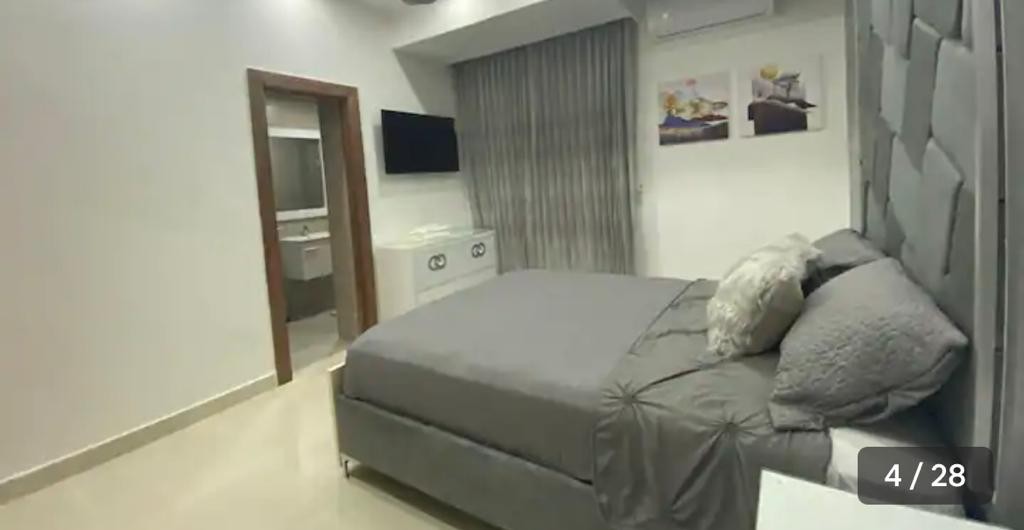 apartamentos - Se alquila apartamento amueblado en Evaristo Morales 2