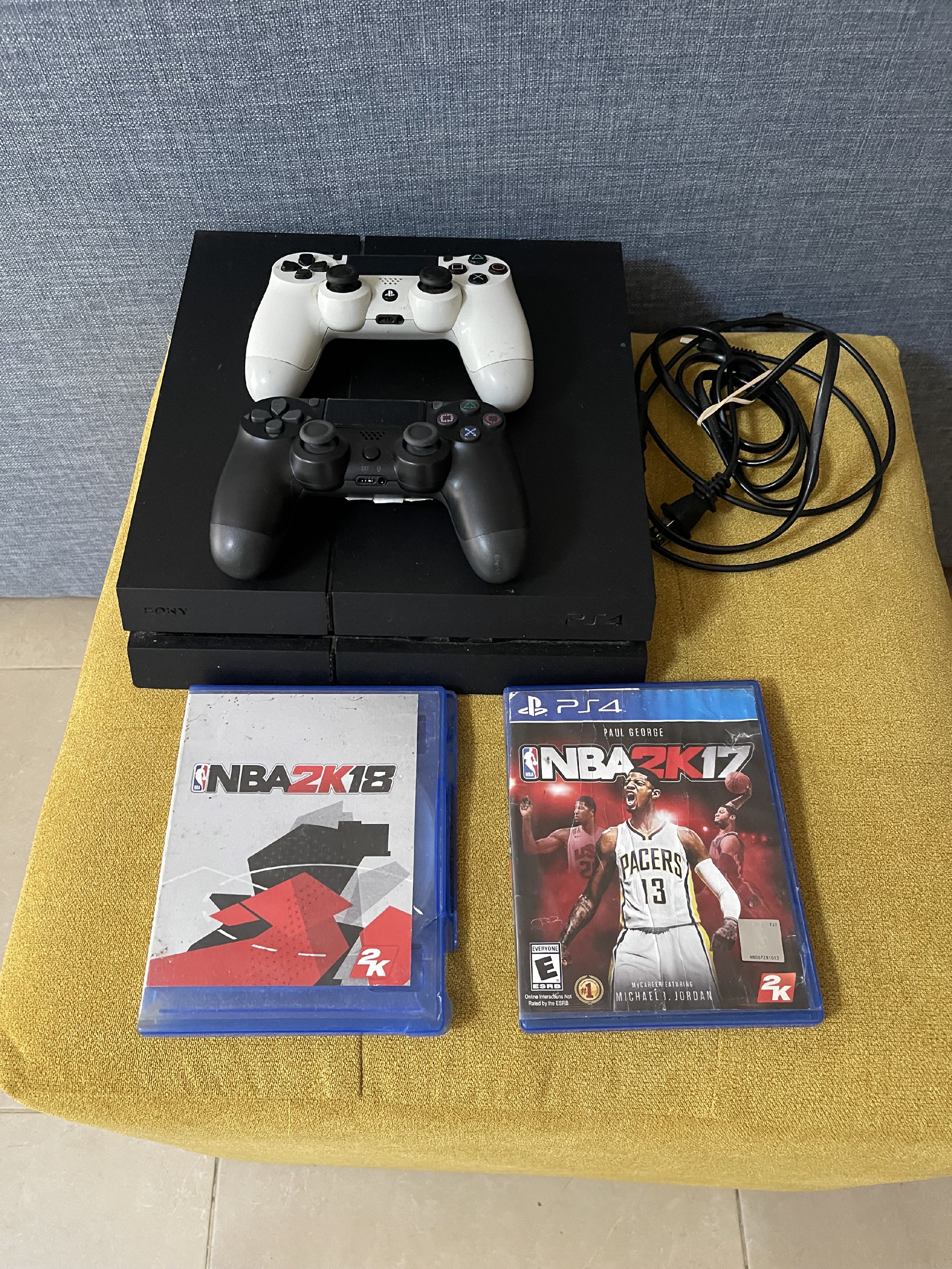 consolas y videojuegos - ventas de play station 4 incluye 2 controles y 2 juegos 