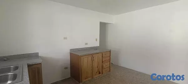oficinas y locales comerciales - En Independencia, 105m2 ideal para local o tienda 4