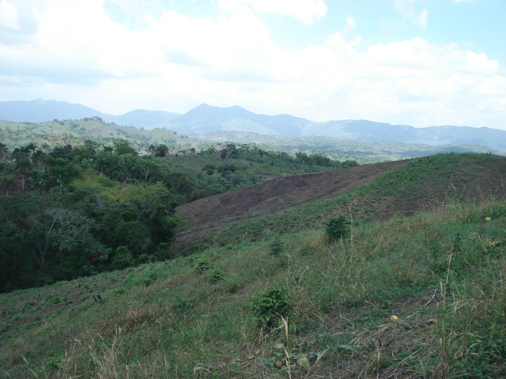 solares y terrenos - Finca con Oro en San Cristobal Documentos en orden 2