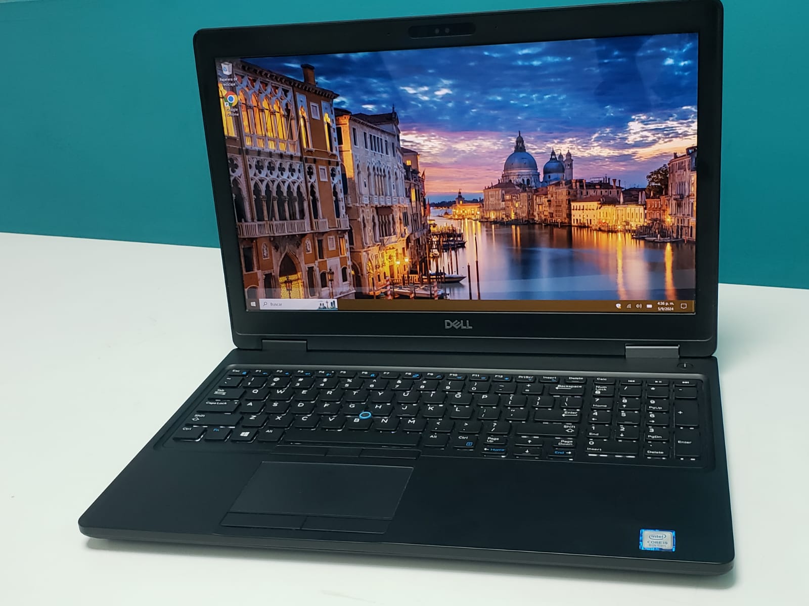 computadoras y laptops - Laptop, Dell Latitude 5590 (touch)/ 8th Gen, Intel
