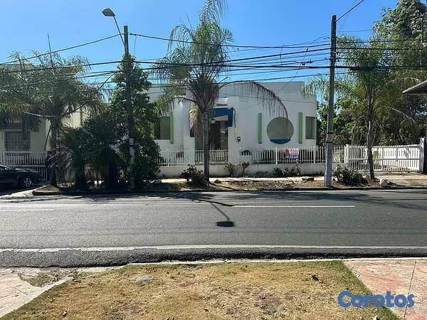 solares y terrenos - Solar amplio en venta en Gazcue 1