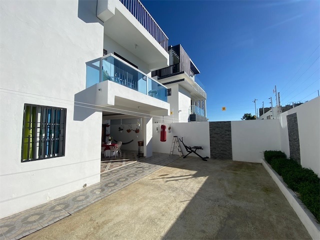 casas - Venta de casa en la autopista de san Isidro prado oriental Santo Domingo este 4