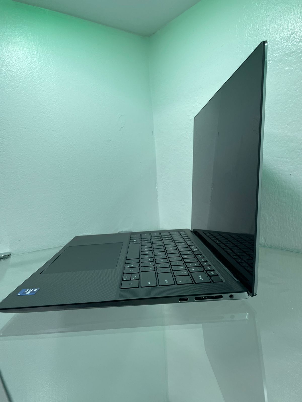 computadoras y laptops - Dell PRESICION 5560 i9 11va 64RAM 512gb SSD 4gb VD 2