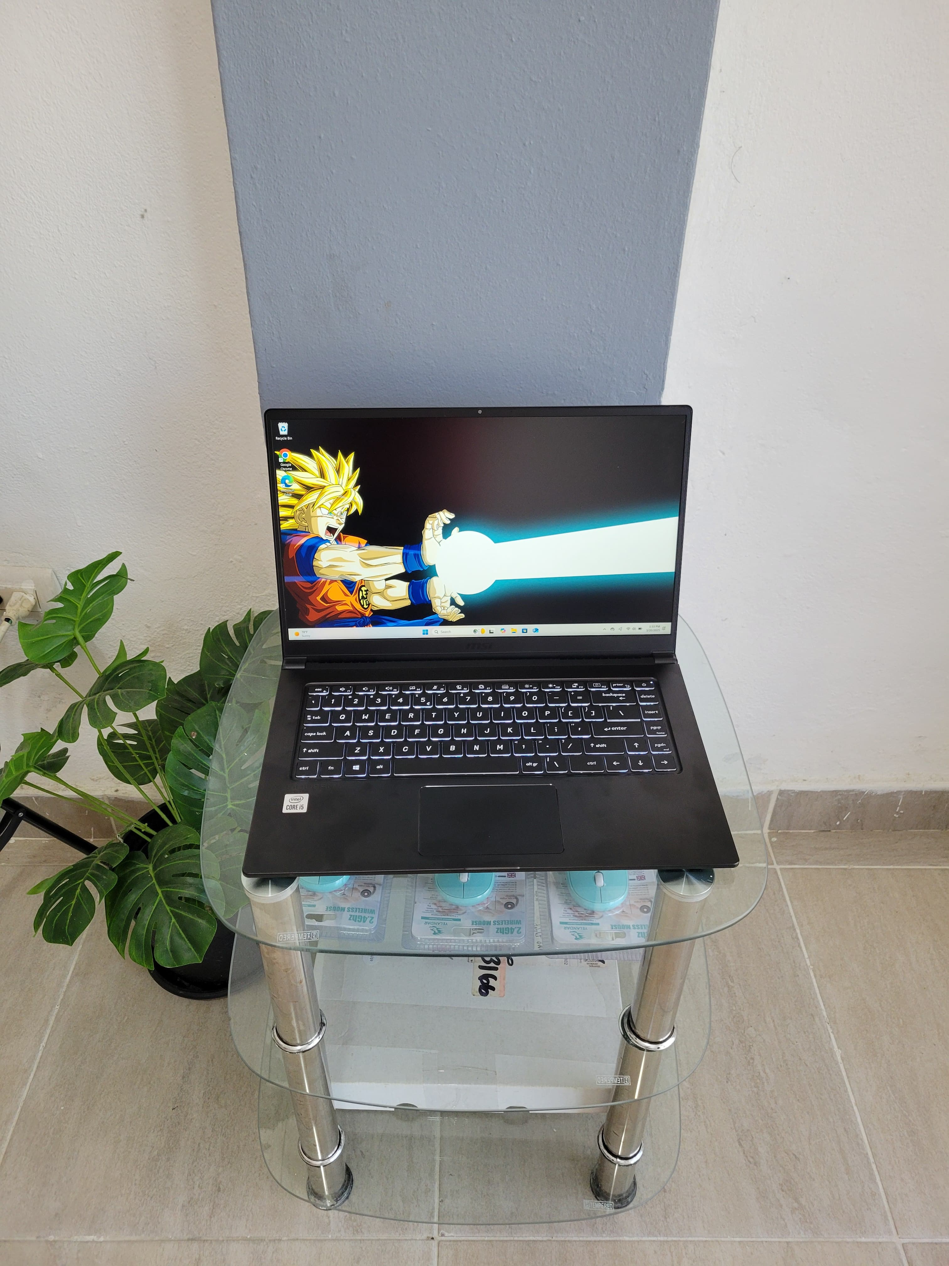 computadoras y laptops - 💻Laptop MSI Modern 15 - A10D  10ma G - 16GB RAM D 6