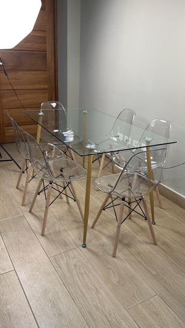 muebles y colchones - Comedor nórdico transparente de 4 y 6 sillas efecto cristal 1