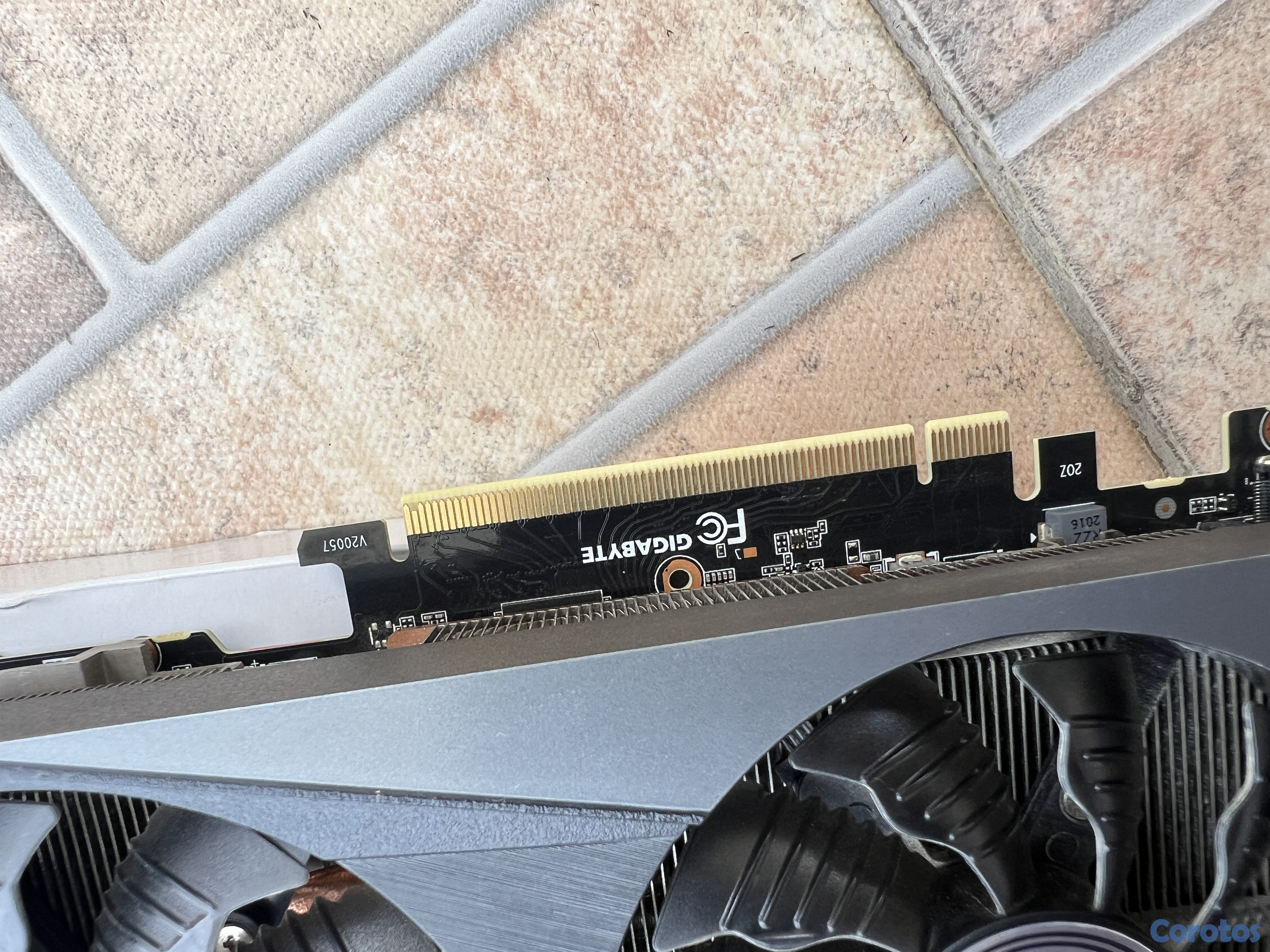 computadoras y laptops - Tarjeta gráfica GeForce RTX 3080 GIGABYTE  (Nvidia) 10gb 4