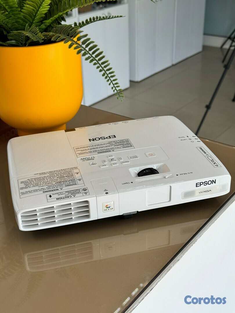 accesorios para electronica - Projector Epson 3LCD 3000 Lumens 7