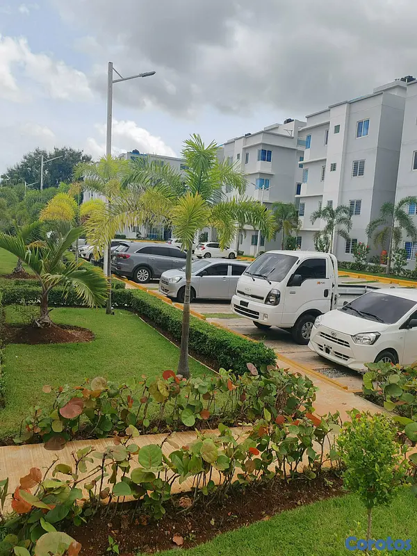 apartamentos - Vendo 3er piso en Res Las Cayenas, Aut San Isidro  10