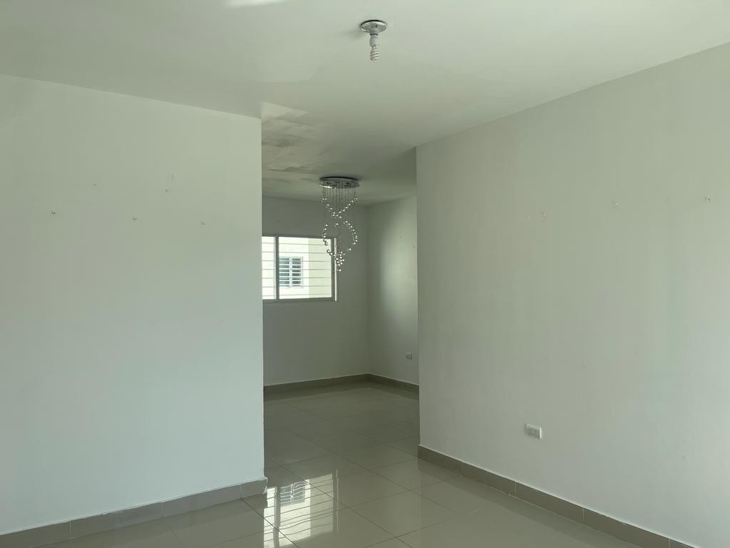 apartamentos - Apartamento 3er Nivel con Piscina en Gurabo 3