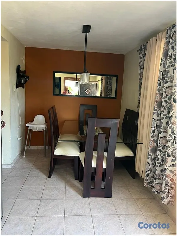 casas - VENDO CASA 2 NIV.,  3 APTOS + SOLAR ATRAS, 423 Mts 4