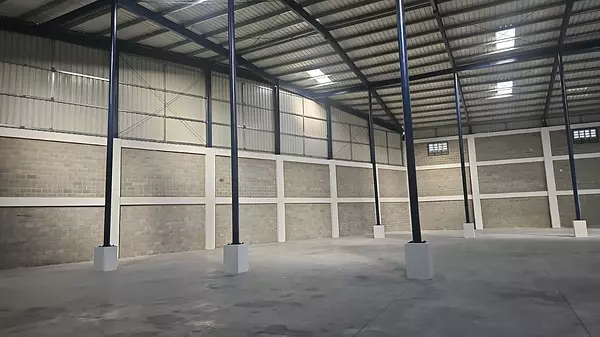 oficinas y locales comerciales - Alquilo Nave 1,265 mts proximo al km 13 aut Duarte 1