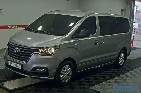otros vehiculos - HYUNDAI GRAND STAREX 2020 GRIS 3