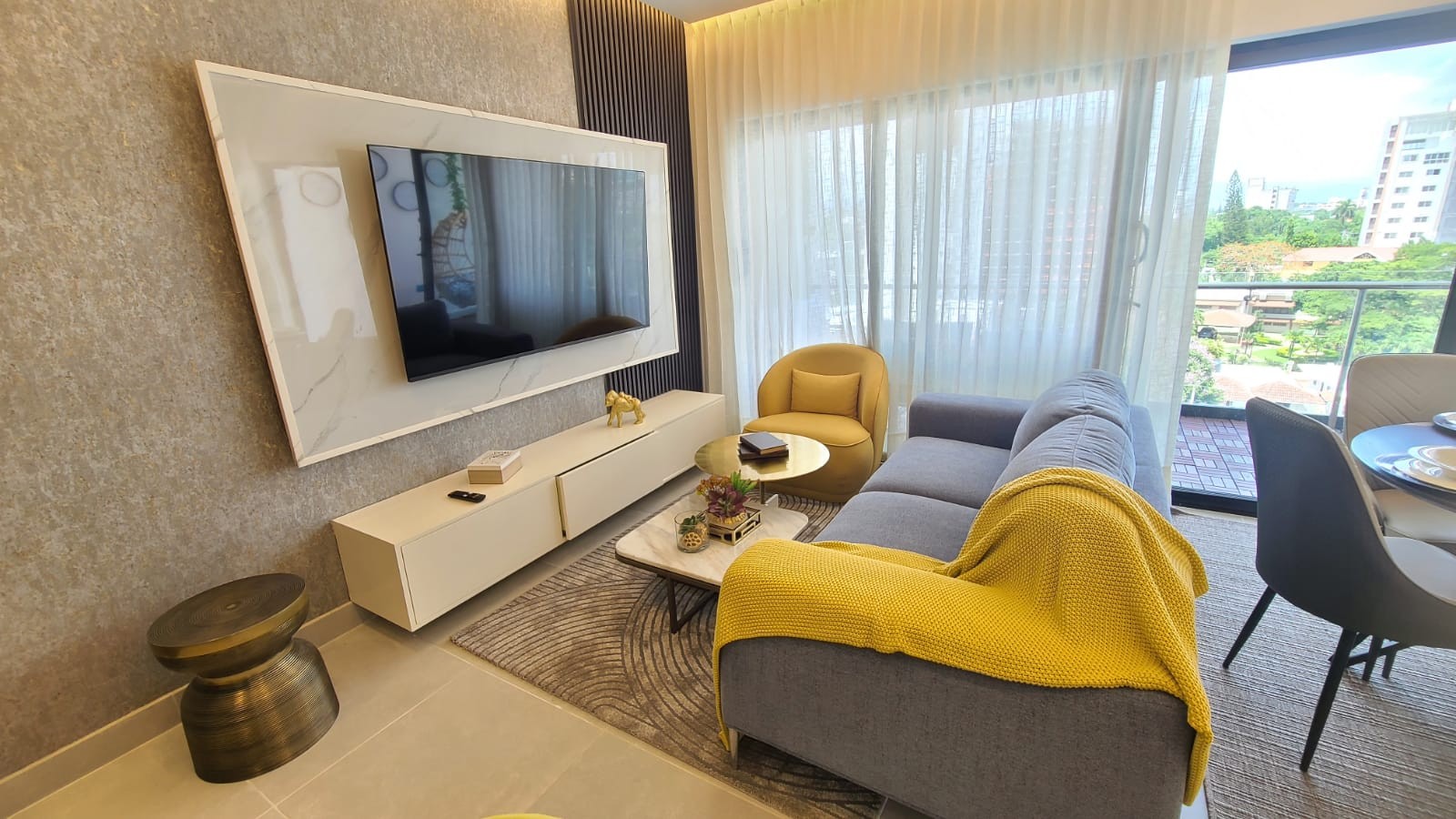 apartamentos - Alquiler amueblado en la trinitaria Santiago  3