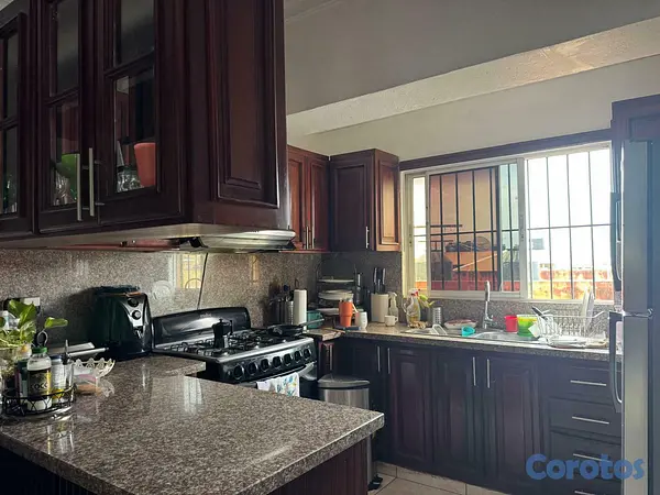 apartamentos - Ven y visita este Hermoso Apto que está ubicado en la. Av.Cayetano Germosèn  9