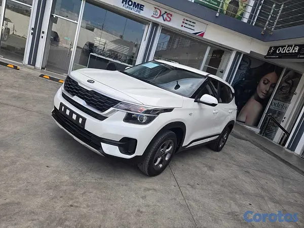 jeepetas y camionetas - KIA SELTOS 2022 BLANCO DIESEL 4