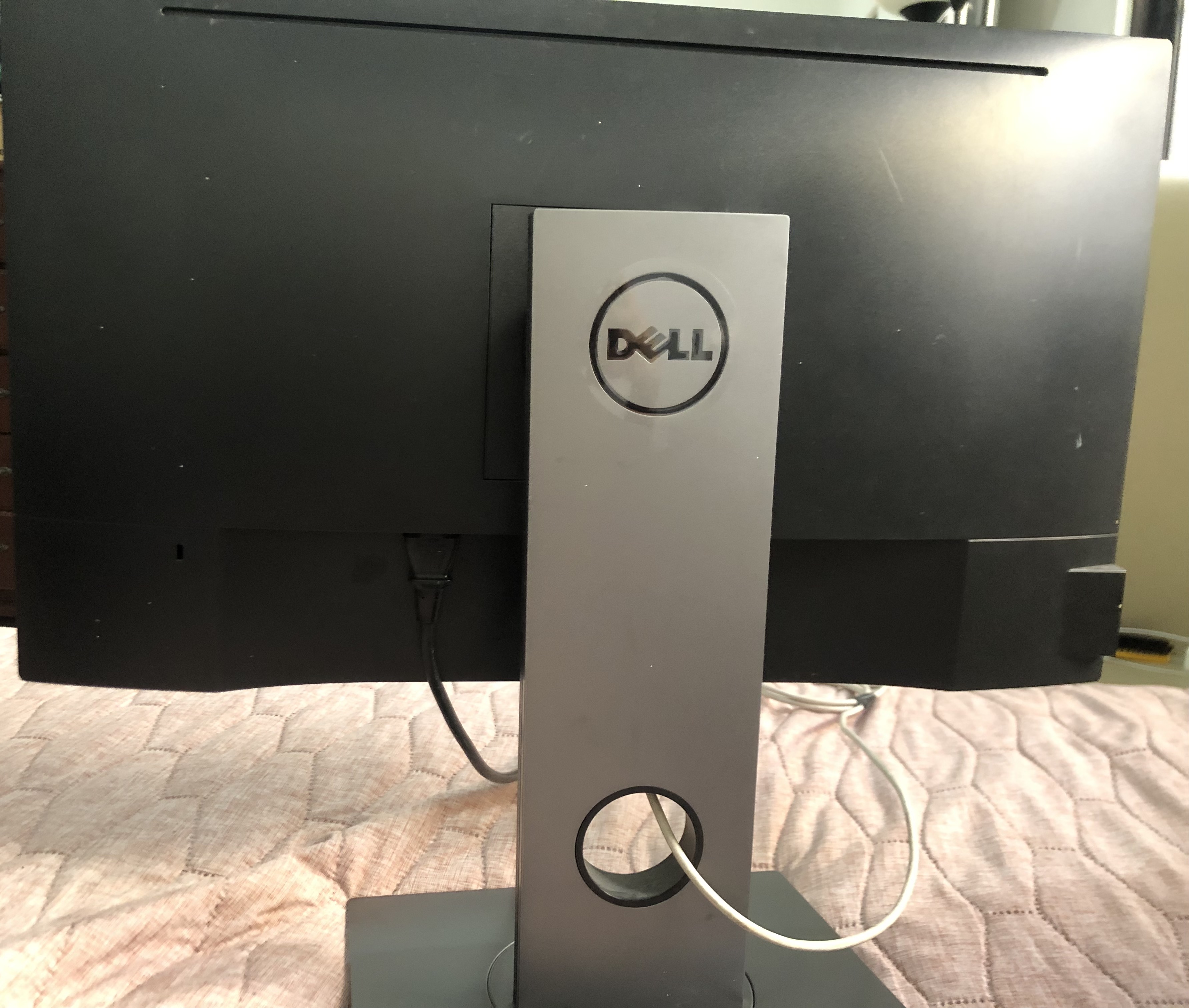 computadoras y laptops - MONITOR DELL P2417H 23.8 Pulgadas Full HD 6