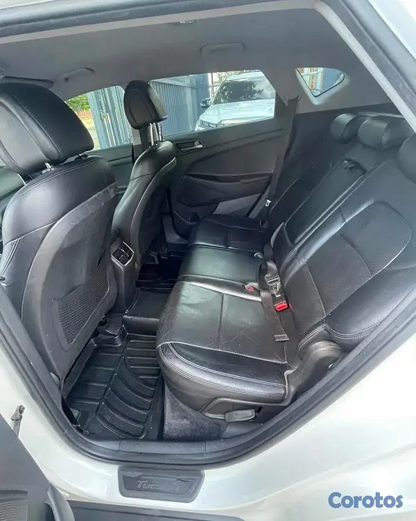 jeepetas y camionetas - HYUNDAI TUCSON 2018 7