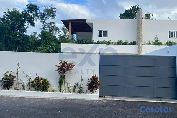 casas - Villa  En venta  Amueblada con Piscina en Las Terrenas Cerca de las PLayas 2