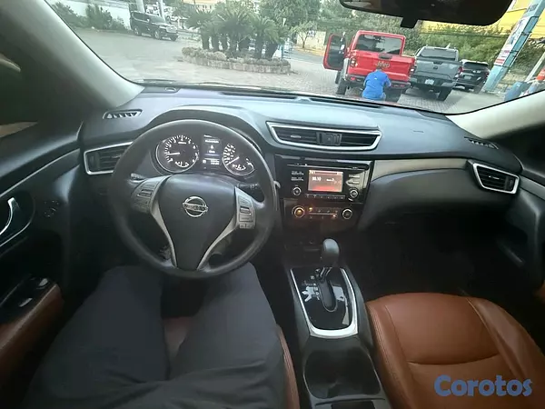jeepetas y camionetas - Nissan xtrail 2016 8