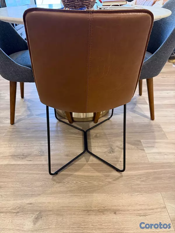 muebles y colchones - Juego de Dos Sillas Marca WestElm.  8