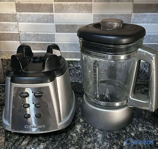 electrodomesticos - LICUADORA USADA  MARCA CUISINART A VECES PRENDE Y SE APAGA  2