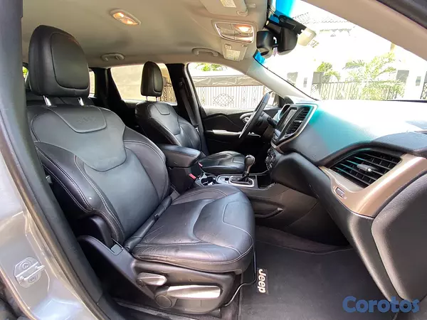 jeepetas y camionetas - JEEP CHEROKEE FULL 2016 8