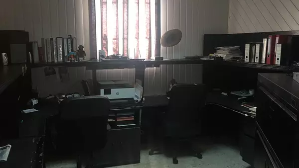 oficinas y locales comerciales - Se vende local comercial en Gazcue 9