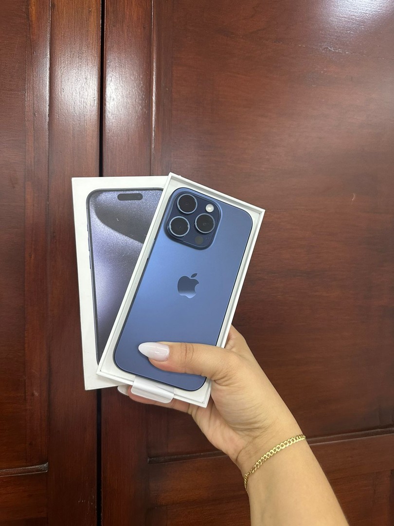 celulares y tabletas - IPHONE 15 PRO E-SIM 128GB BLUE TITANIUM CONDICION 10/10  