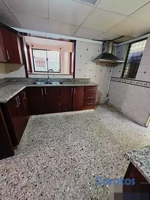 casas - Casa en venta de oportunidad - Ave. Independencia 2