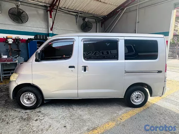 otros vehiculos - Toyota hice 2017 4