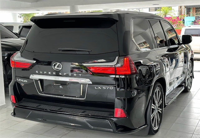 jeepetas y camionetas - Lexus LX 570 2017