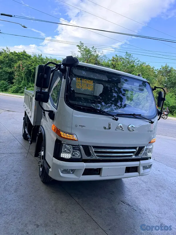 camiones y vehiculos pesados - volteo jac 4.8 metros 2025 4