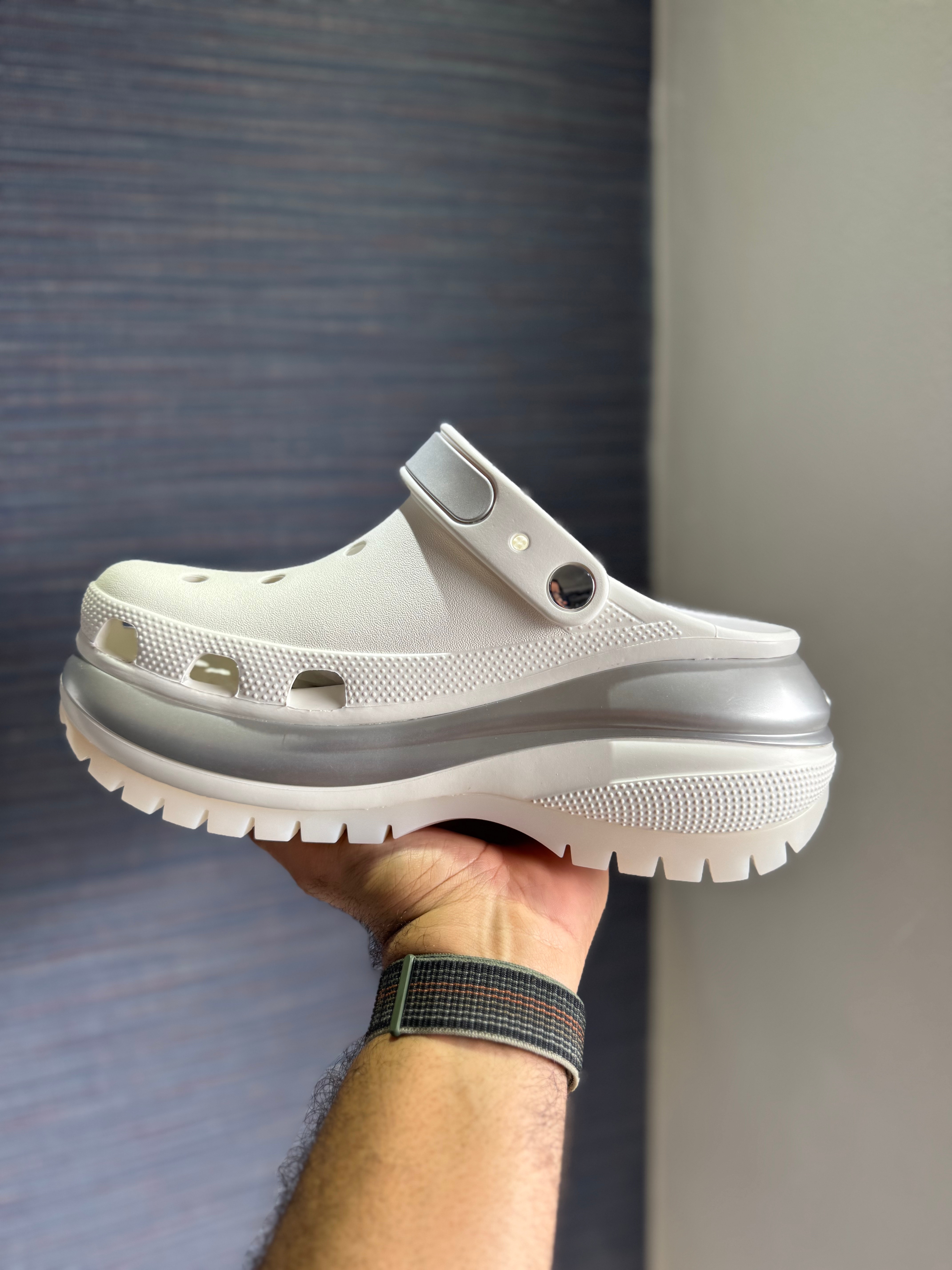 zapatos unisex - Tenis CROCS INSTACRUSH Original SZ 37-38- $ 4,900  2