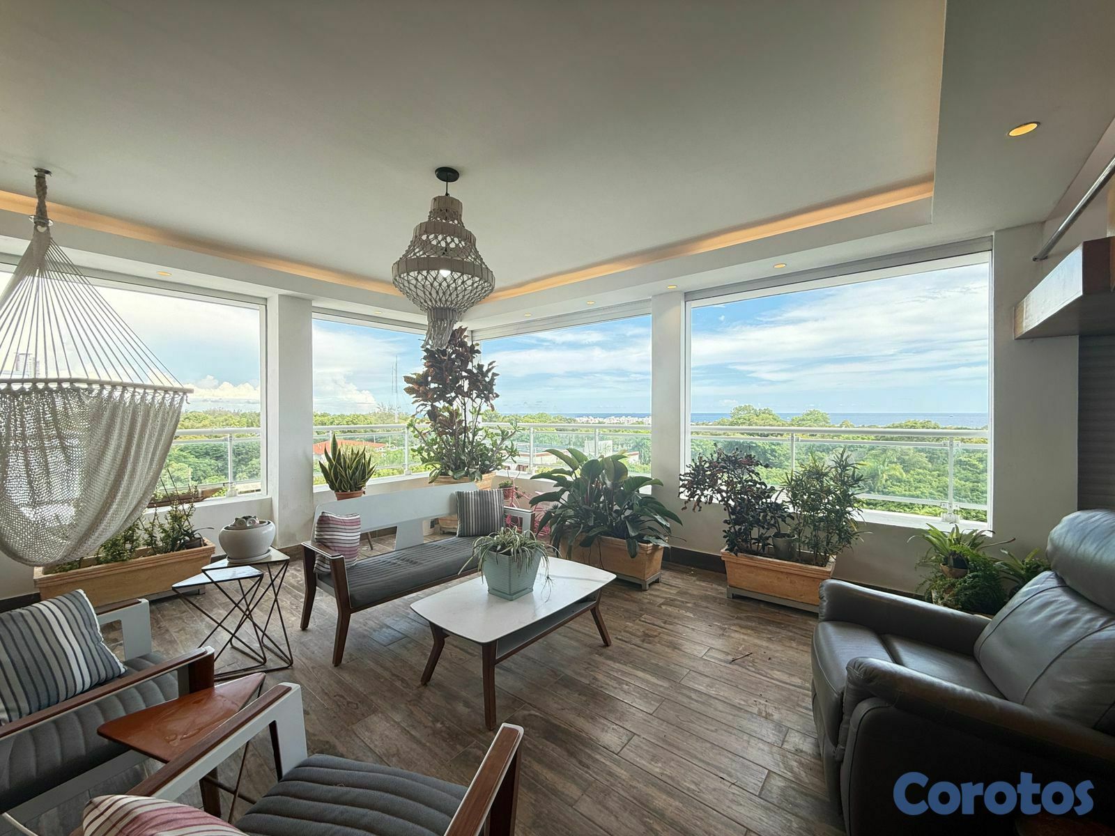 apartamentos - 𝙈𝙞𝙧𝙖𝙙𝙤𝙧 𝙎𝙪𝙧📍Vendo penthouse con vista a 10