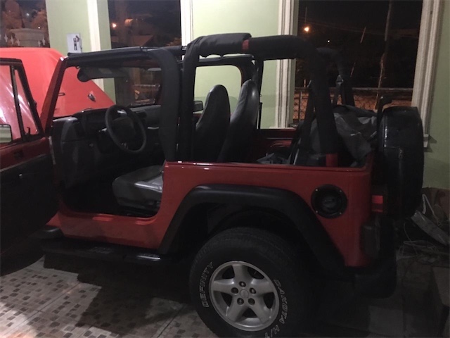 accesorios para vehiculos - Vendo aros 15 para Jeep Wrangler TJ