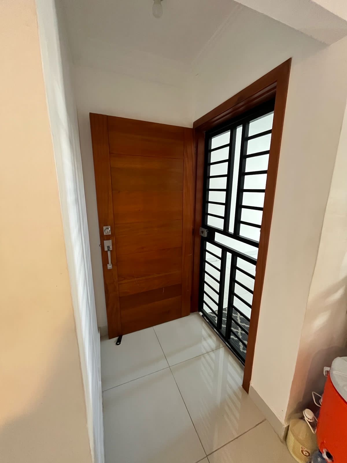 apartamentos - venta de apartamento 2do nivel de 108mts en el ensanche Isabelita Santo Domingo 8