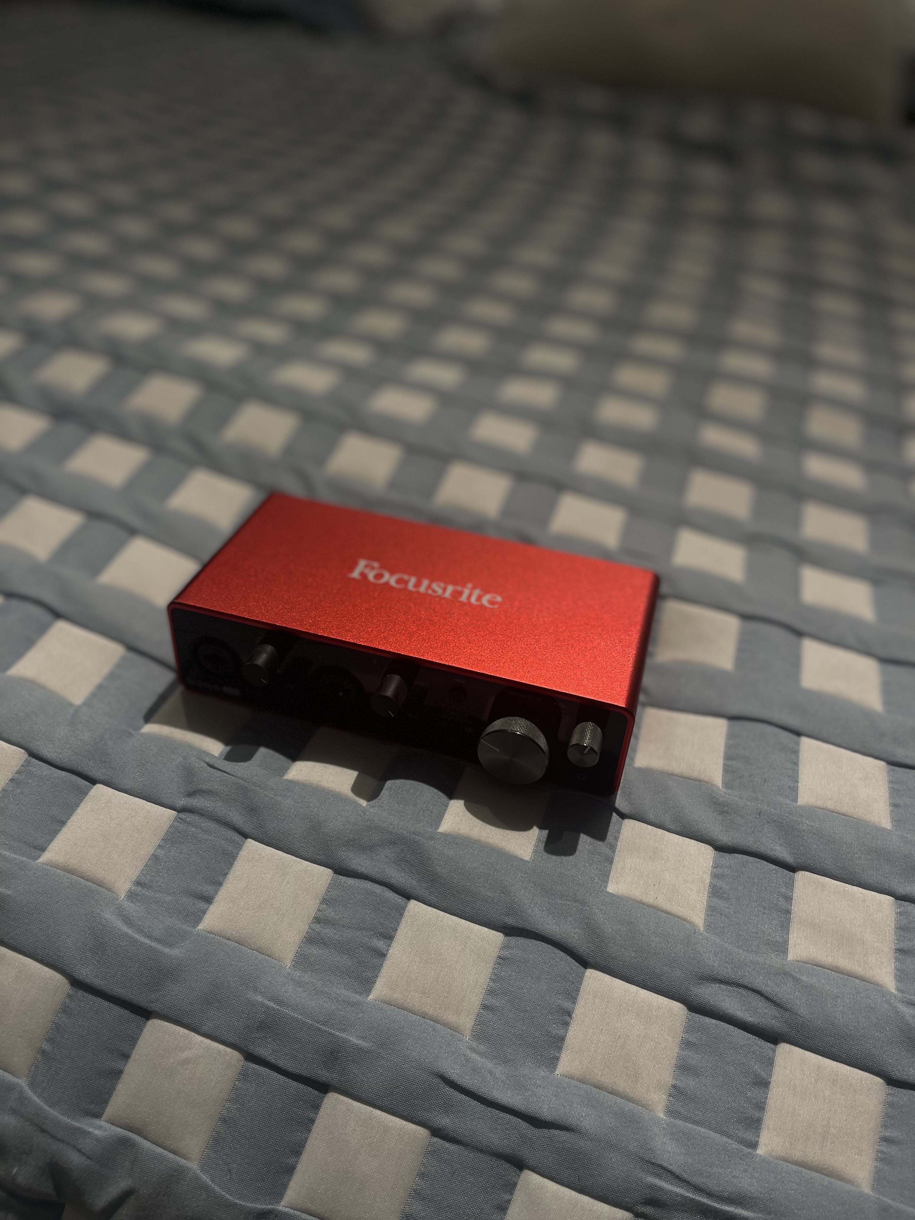 camaras y audio - Scarlett 2i2 3