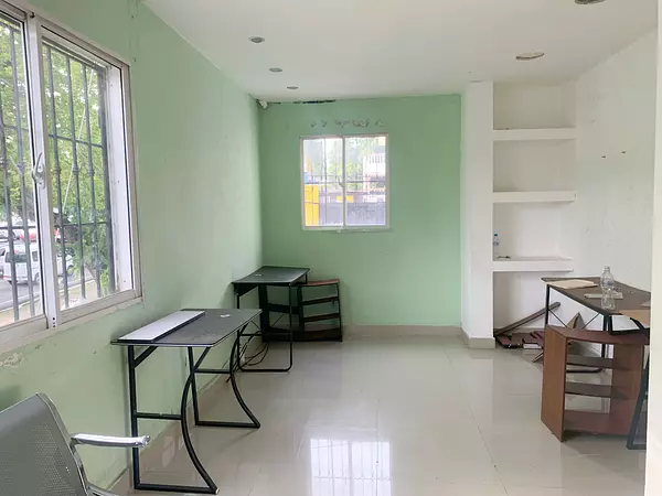 oficinas y locales comerciales - Local céntrico en Bella vista  3
