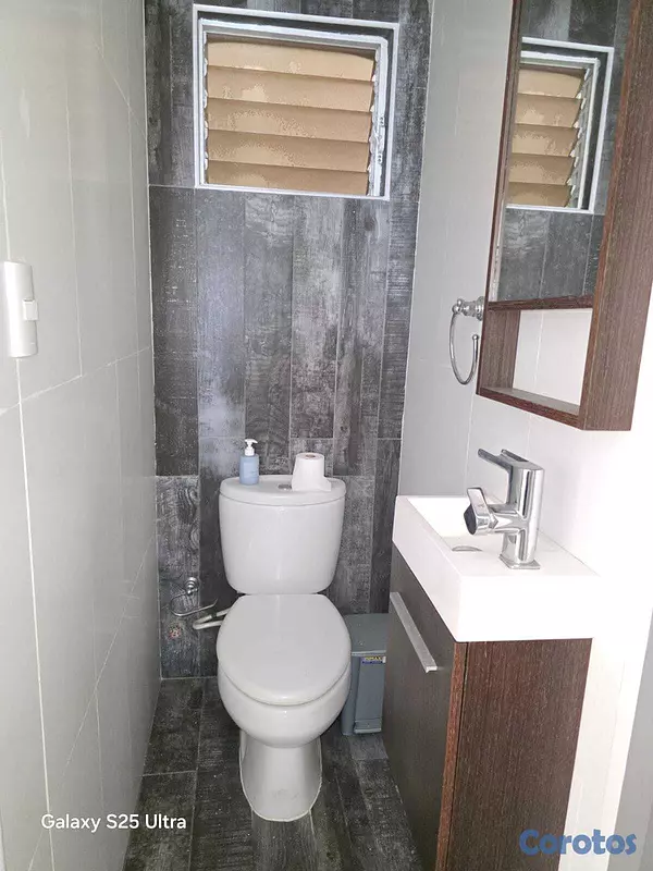 apartamentos - URBANIZACION REAL Apto. Clásico remodelado en nivel alto, excelente Distribución 10