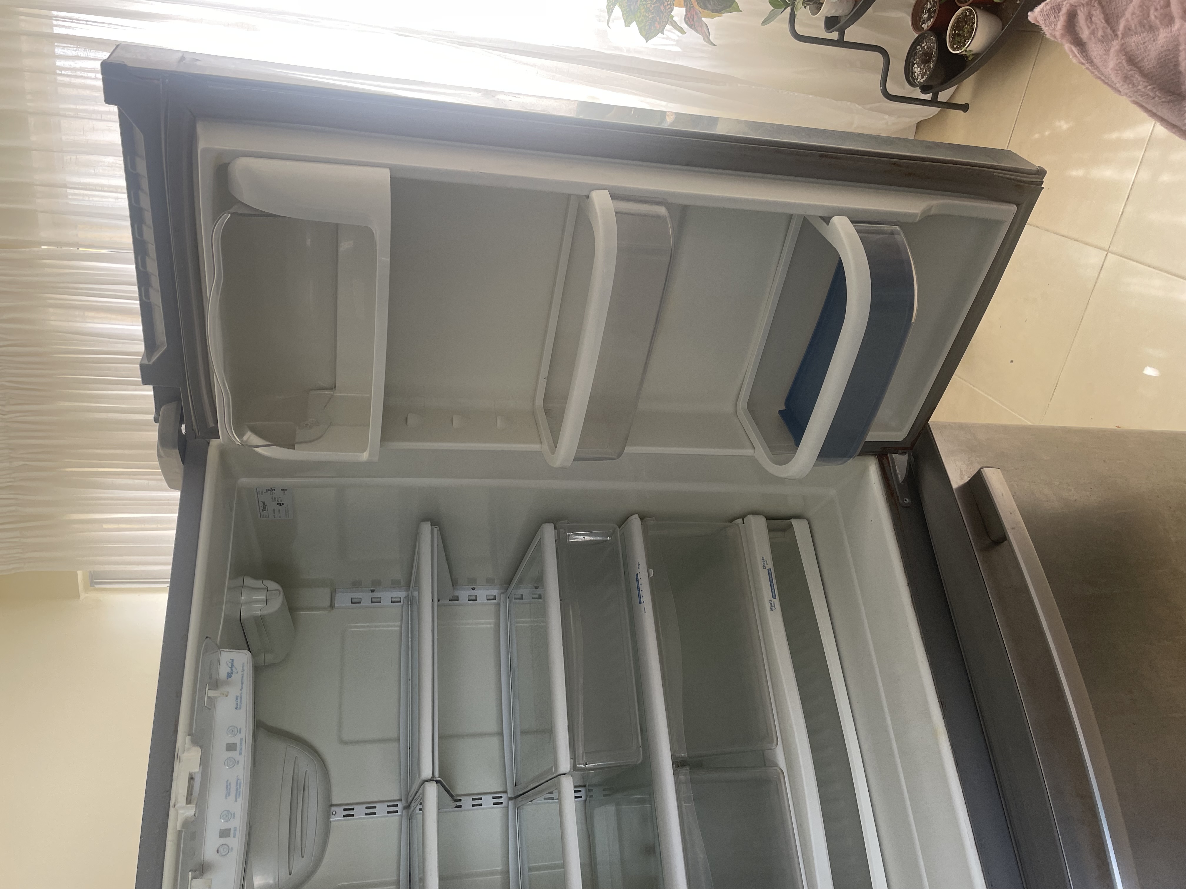 electrodomesticos - Nevera whirlpool Gold - 3 puertas 2