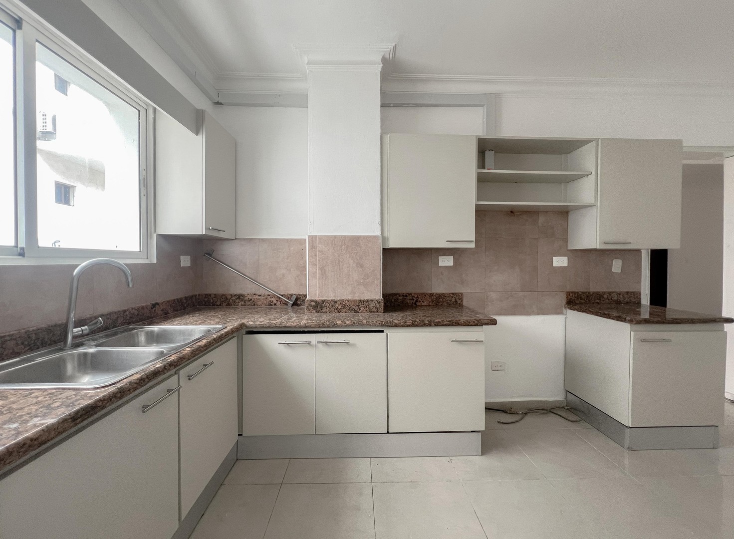 apartamentos - Naco, Apartamento En Alquiler De 2 Habitaciones 3