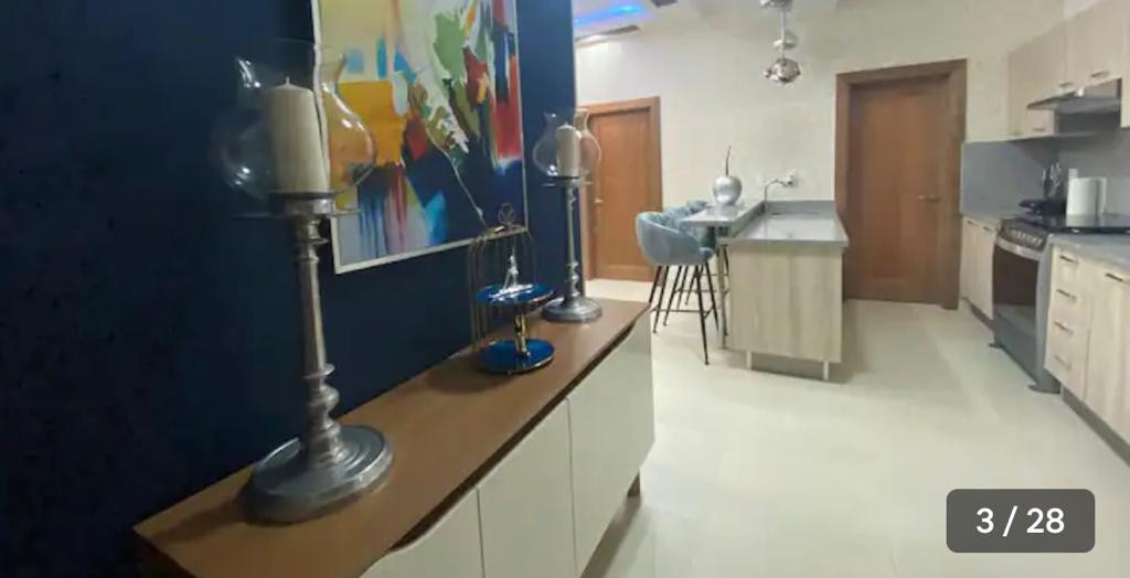 apartamentos - Se alquila apartamento amueblado en Evaristo Morales 3