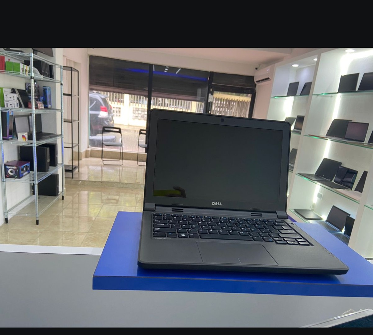 computadoras y laptops - Laptop Dell Latitud touch