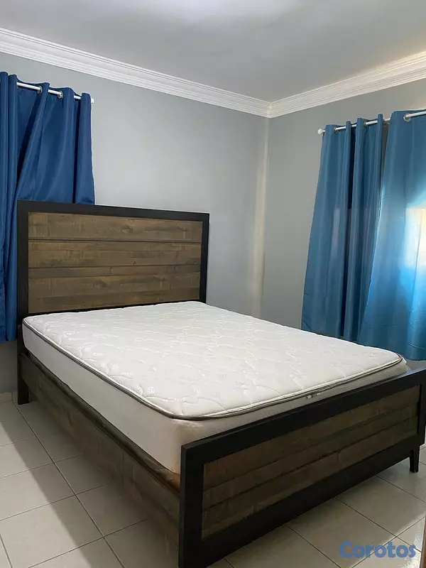 muebles y colchones - Cama Queen Size como nueva 8